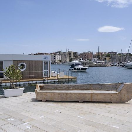 Hotel Houseboat Floatart Experience Bisceglie Zewnętrze zdjęcie