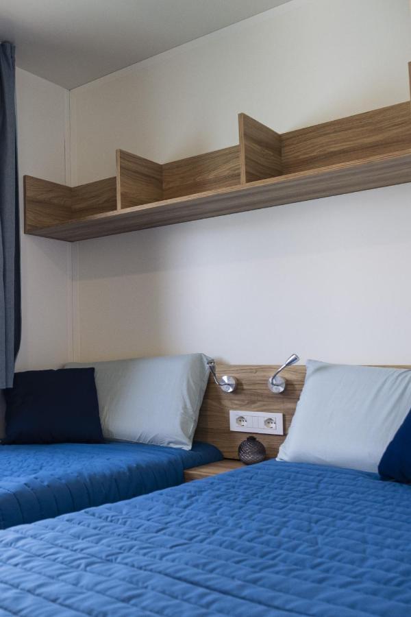 Hotel Houseboat Floatart Experience Bisceglie Zewnętrze zdjęcie